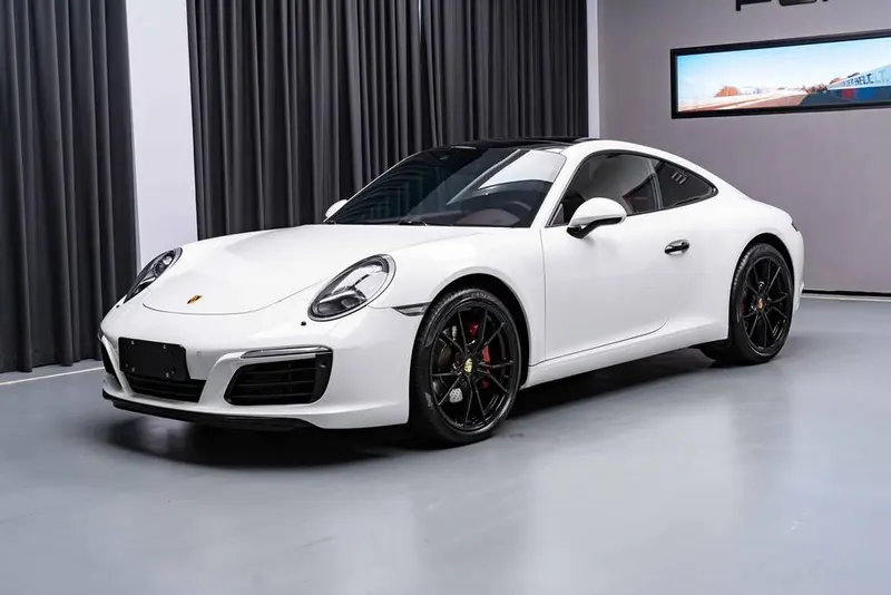 Porsche 911, 2016