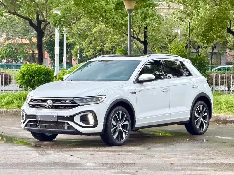 Volkswagen T-Roc, 2024