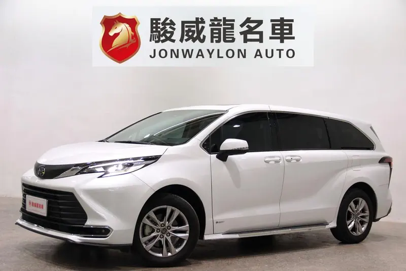 Toyota Sienna, 2024
