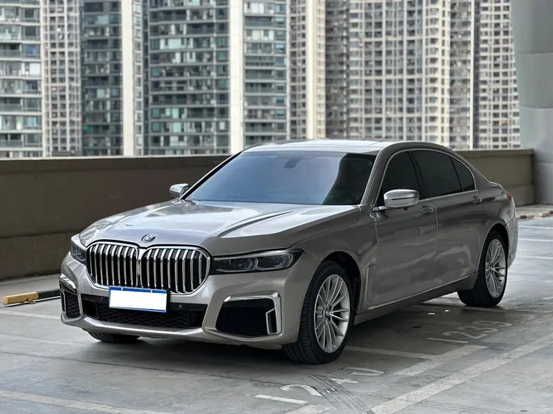 BMW 7-Series, 2013