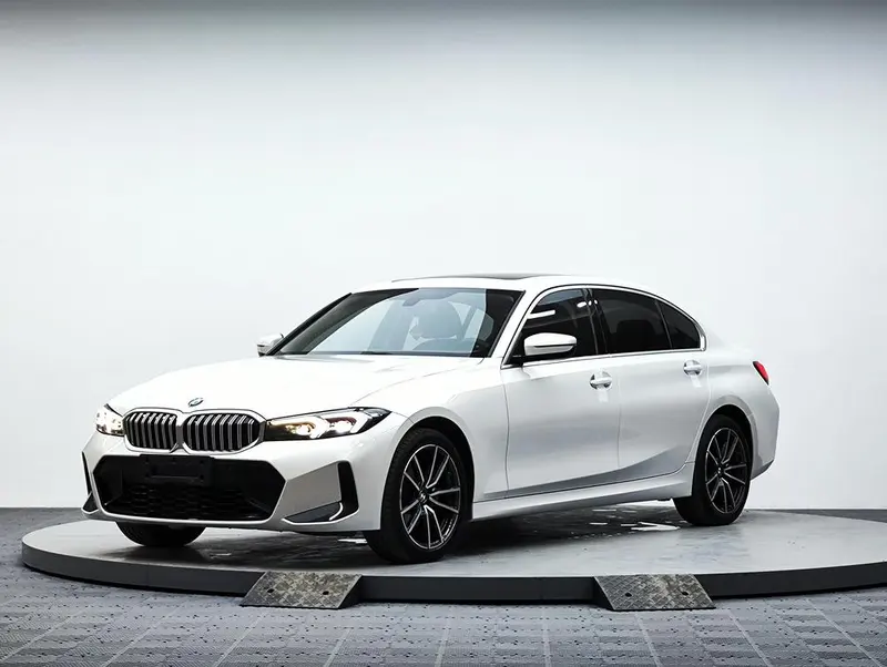 BMW 3-Series, 2023