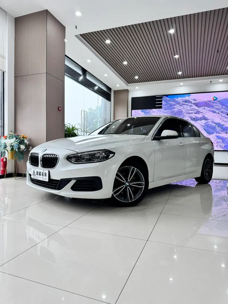 BMW 1-Series, 2020