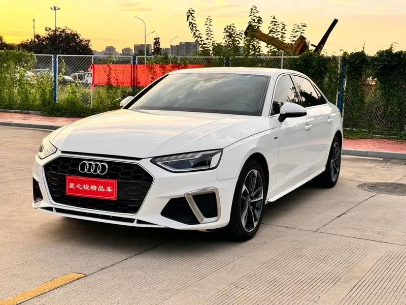 Audi A4L, 2020