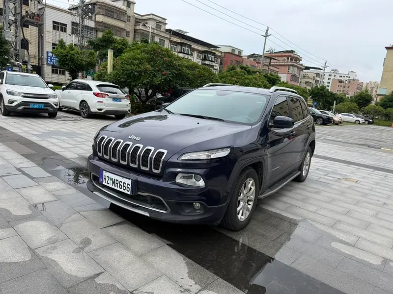 Jeep Cherokee, 2017