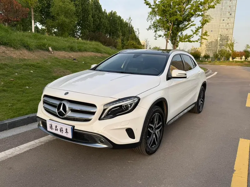 Mercedes-Benz GLA, 2016