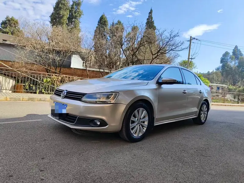 Volkswagen Sagitar, 2014
