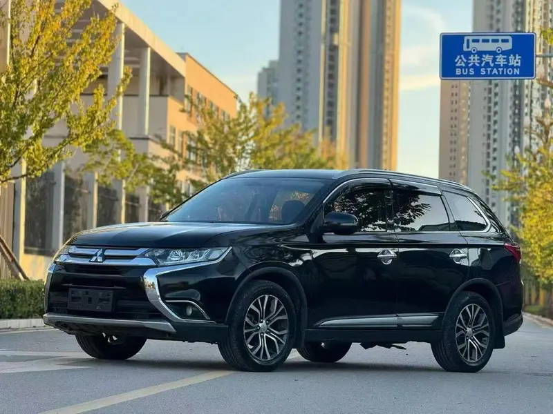 Mitsubishi Outlander, 2018