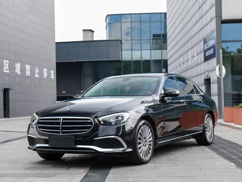 Mercedes-Benz E-Class, 2022