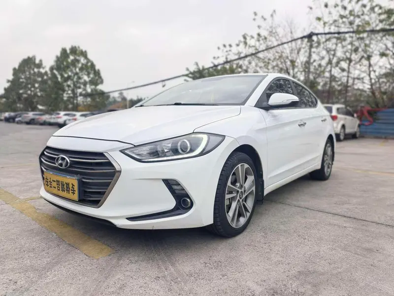 Hyundai Elantra Lingdong, 2016