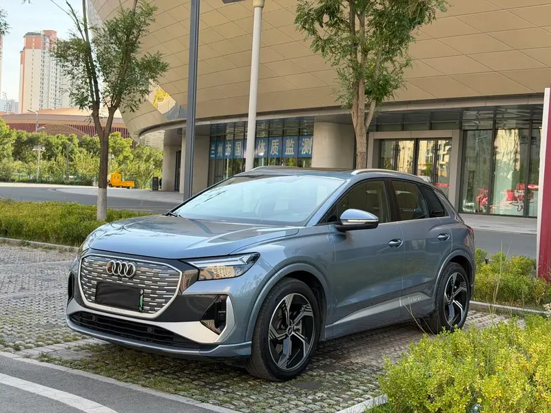 Audi Q4 e-tron, 2024