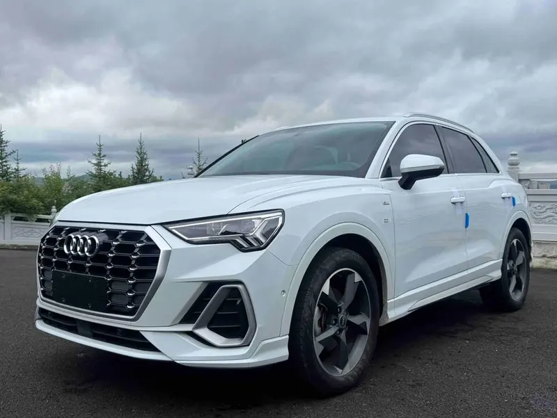Audi Q3, 2022