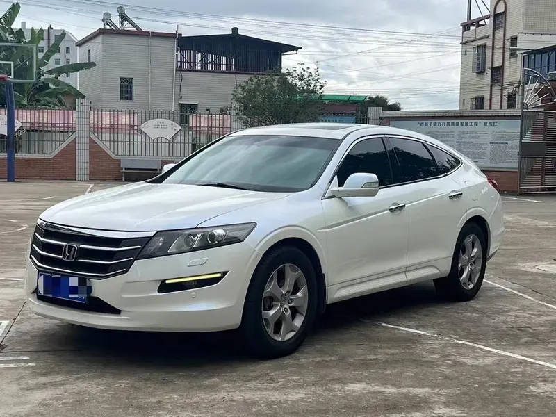 Honda Crosstour, 2011