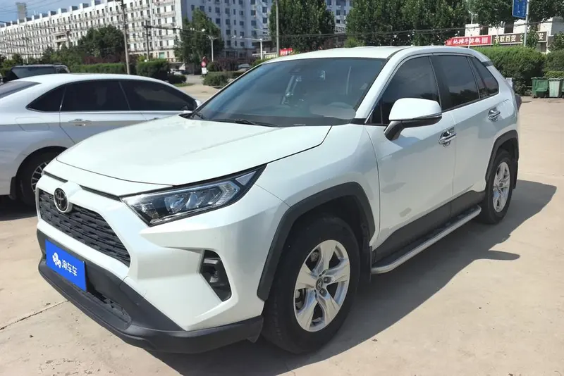 Toyota RAV4, 2023