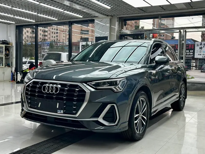Audi Q3, 2022