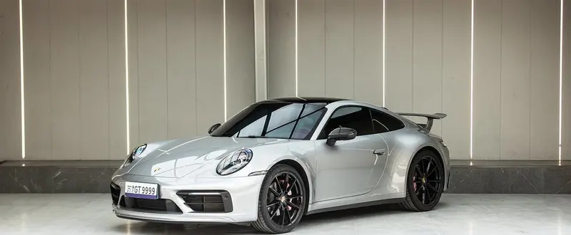 Porsche 911, 2023