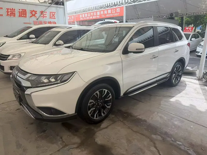 Mitsubishi Outlander, 2019