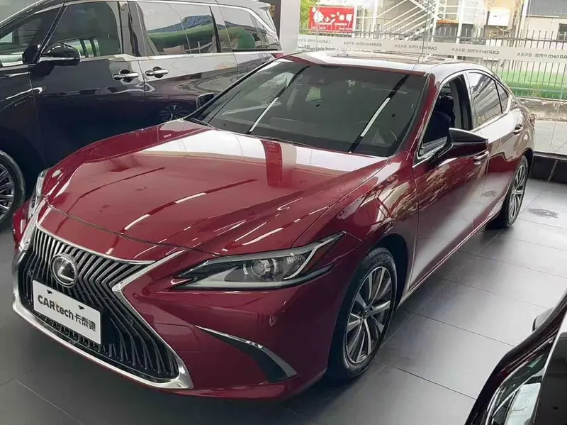 Lexus ES, 2020