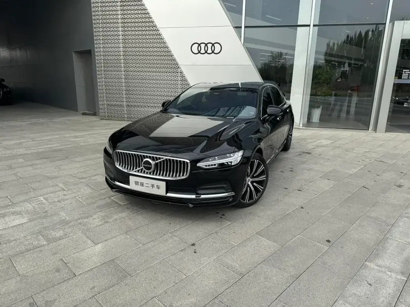Volvo S90, 2023