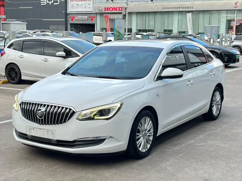 Buick Excelle, 2017