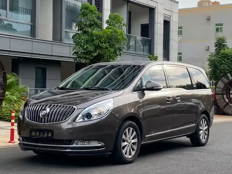 Buick GL8, 2016
