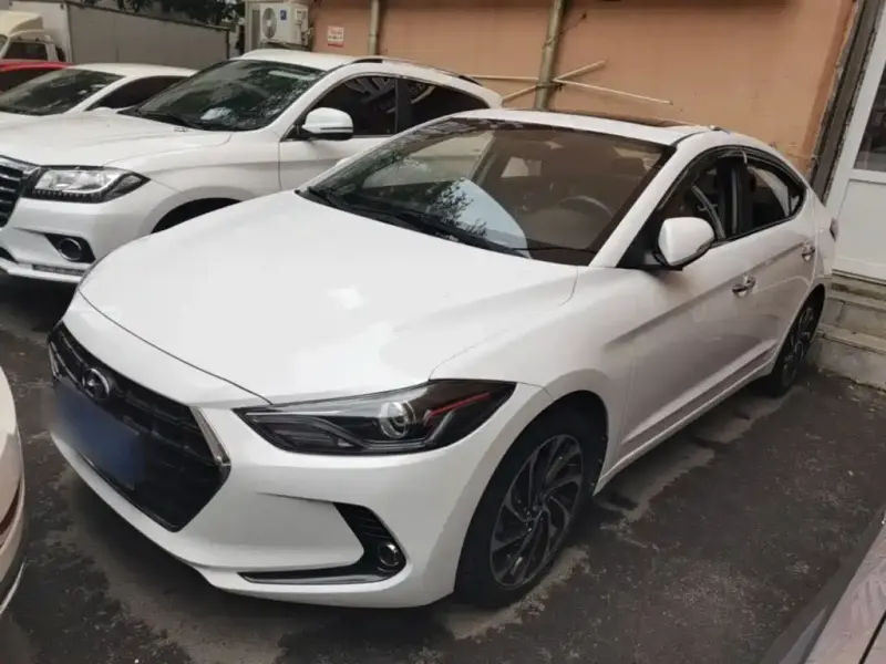 Hyundai Elantra, 2019