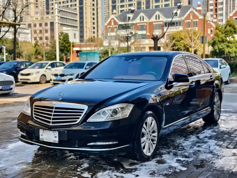 Mercedes-Benz S-Class, 2011