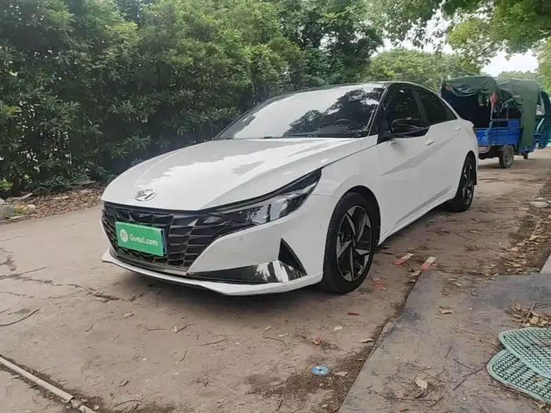 Hyundai Elantra, 2021
