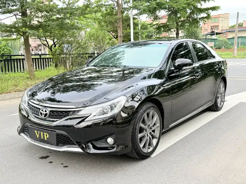 Toyota Reiz, 2015