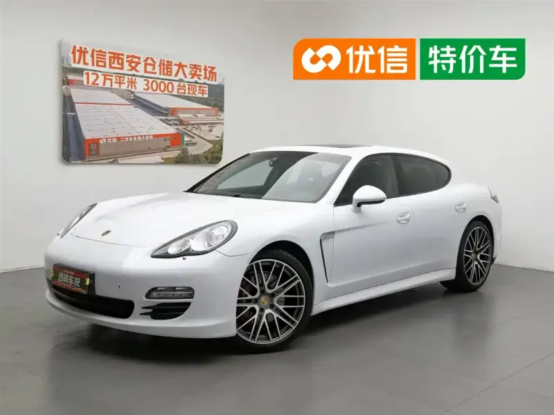 Porsche Panamera, 2012