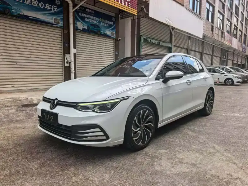 Volkswagen Golf, 2020