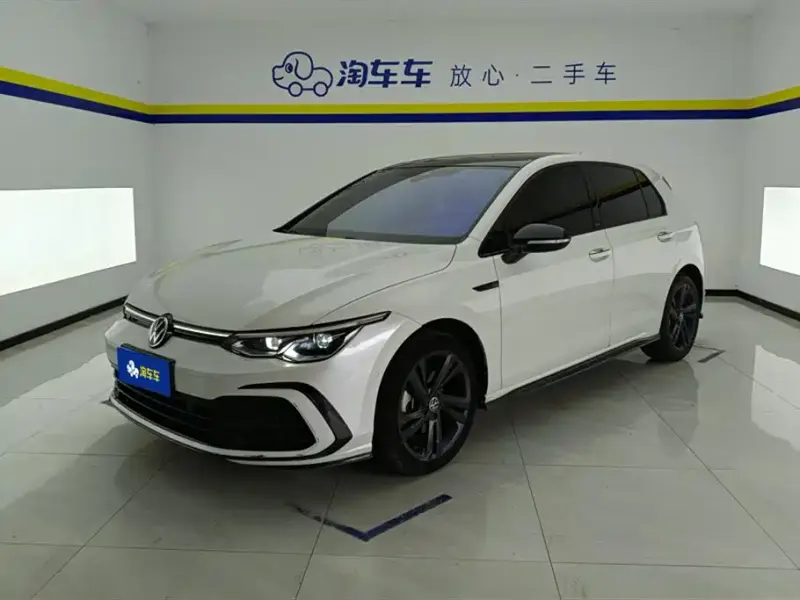 Volkswagen Golf, 2021