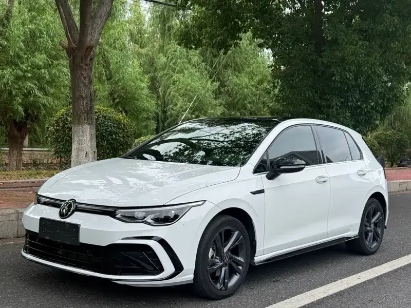 Volkswagen Golf, 2021