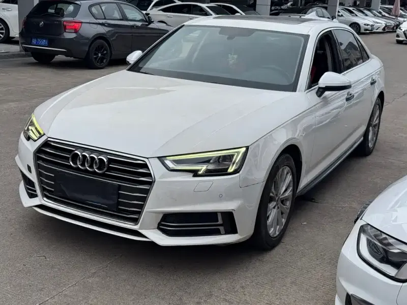 Audi A4L, 2019