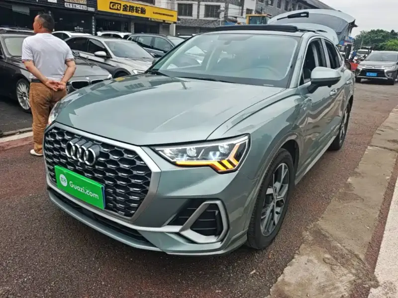 Audi Q3 Sportback, 2020