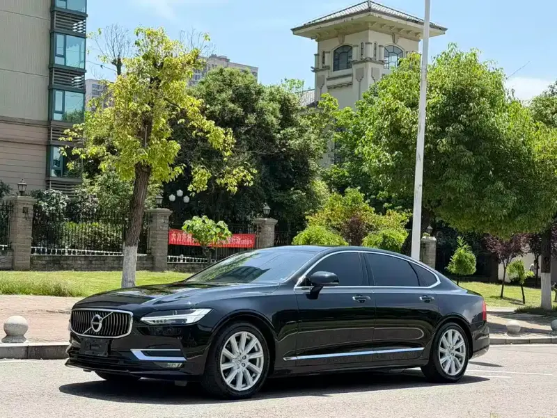 Volvo S90, 2020