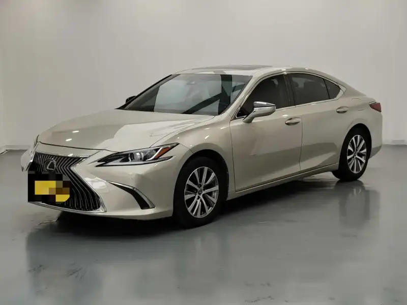 Lexus ES, 2019