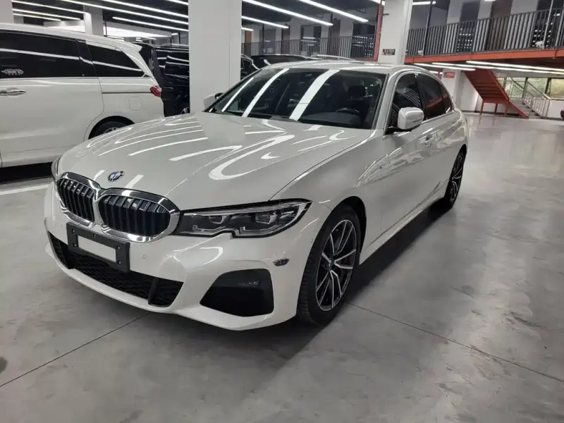 BMW 3 Series, 2021