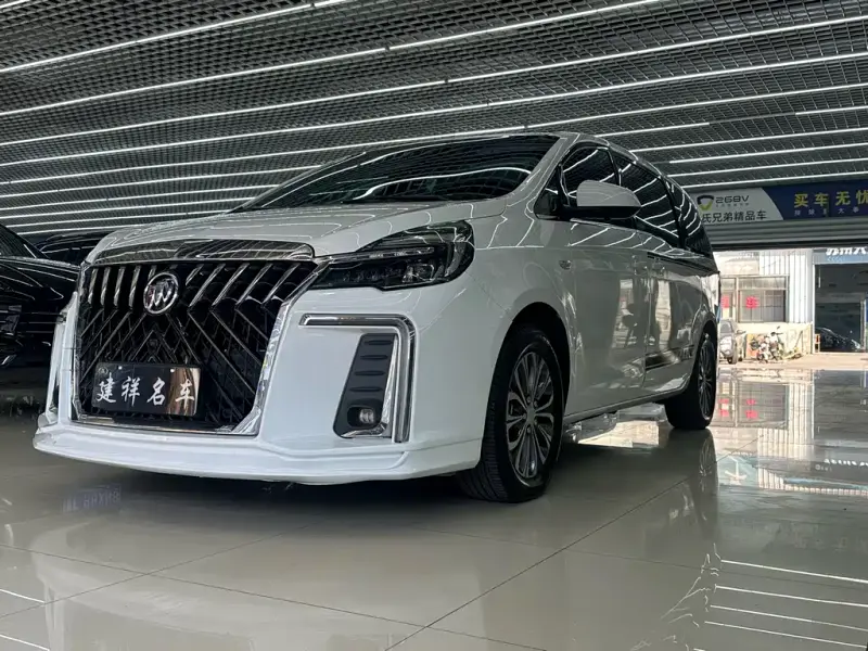 Buick GL8, 2022