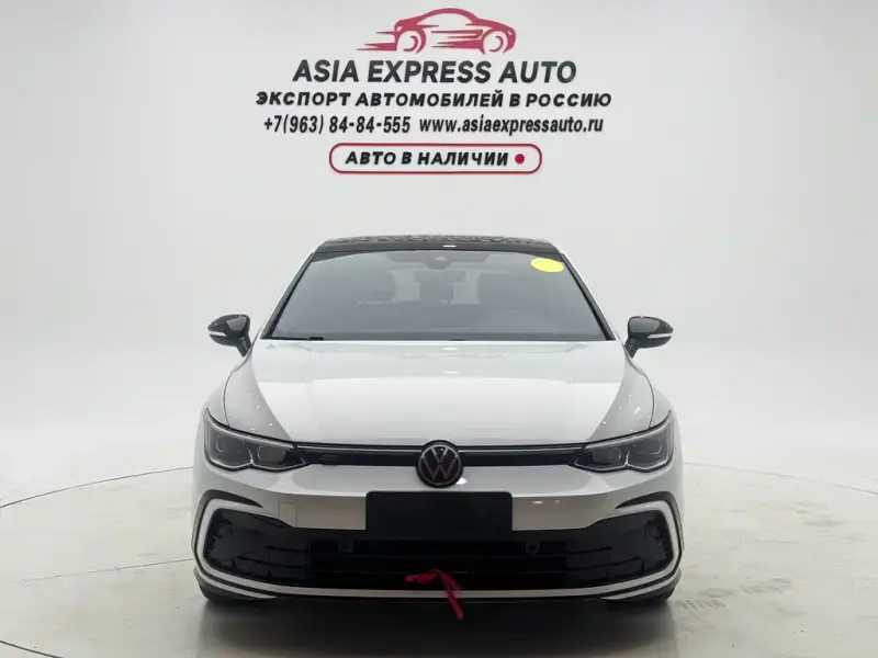 Volkswagen Golf, 2021