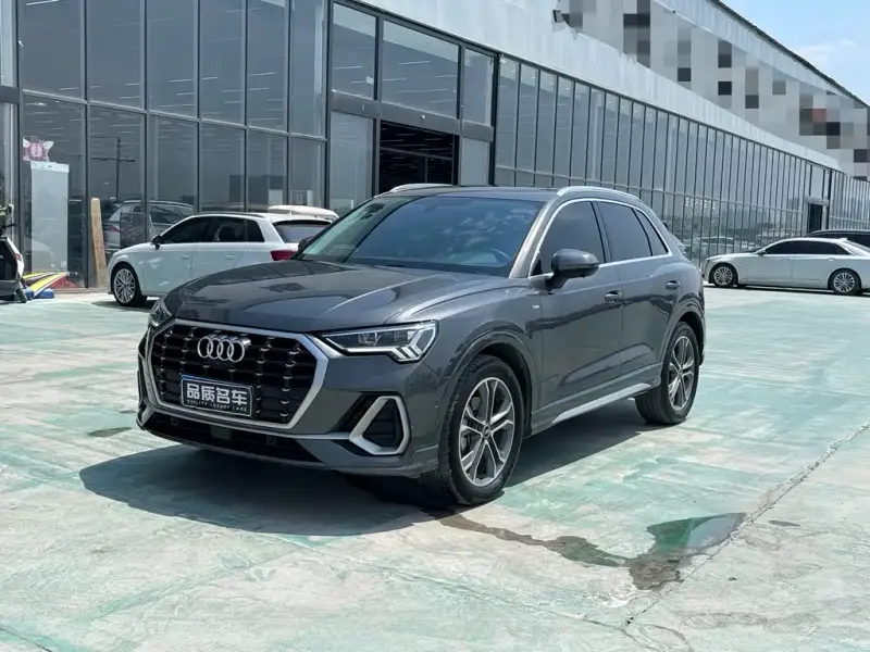 Audi Q3, 2022