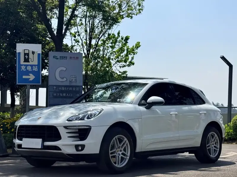 Porsche Macan, 2018