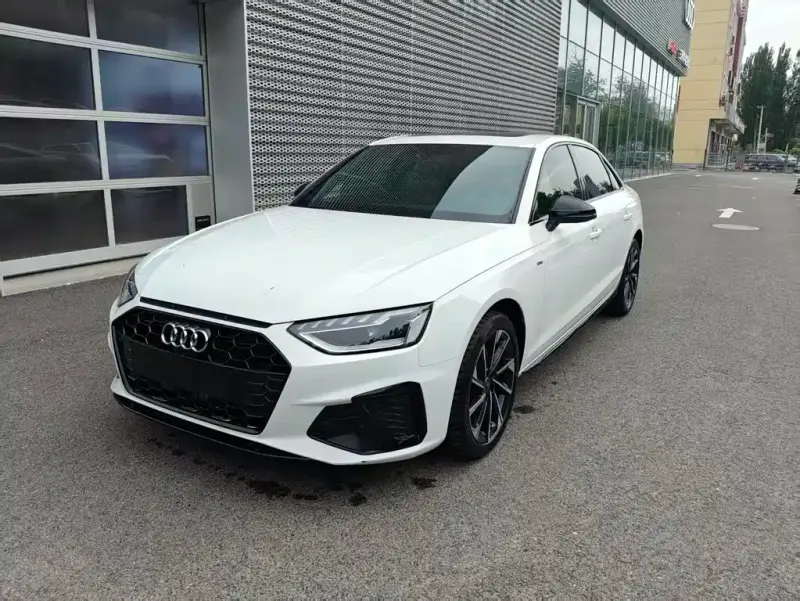 Audi A4L, 2023