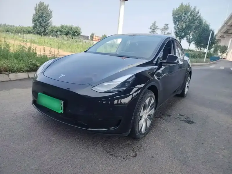 Tesla Model Y, 2023