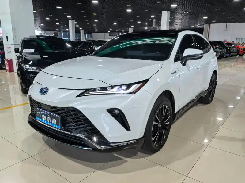 Toyota Venza, 2024