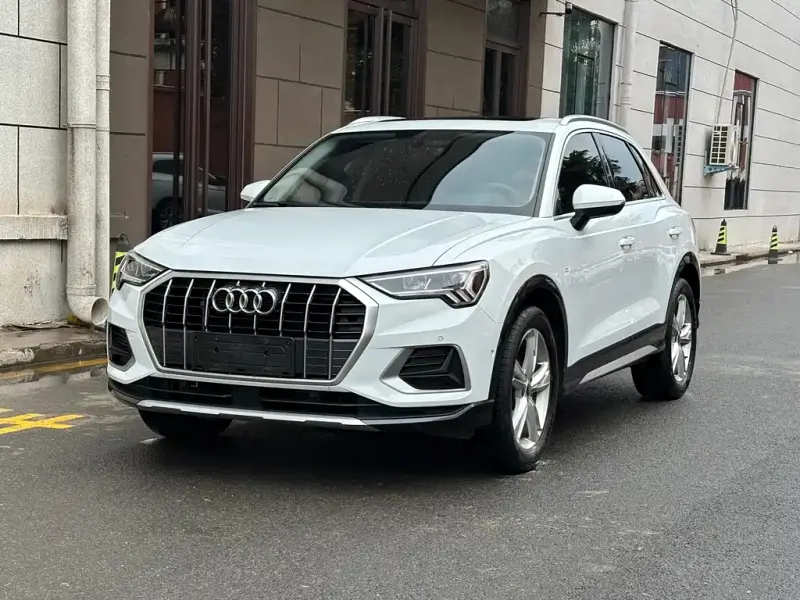 Audi Q3, 2022