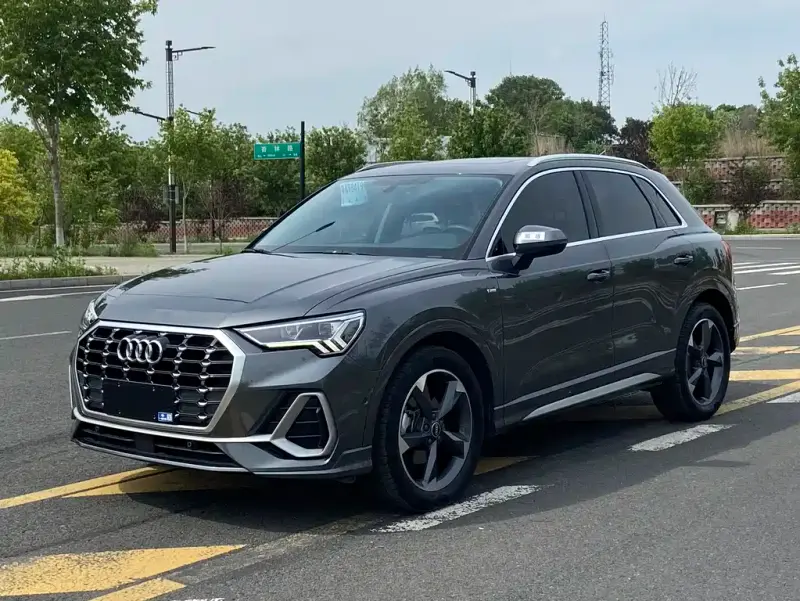 Audi Q3, 2021
