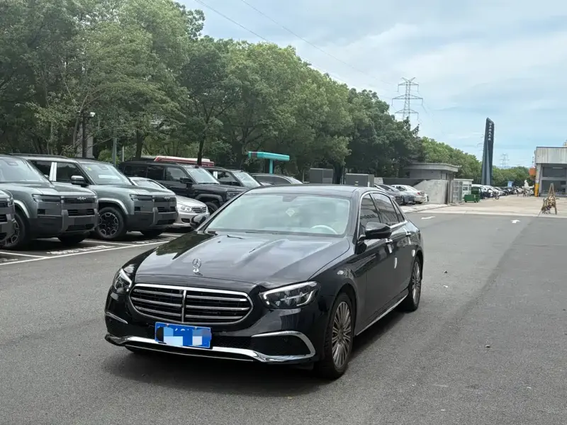 Mercedes-Benz E-Class, 2024