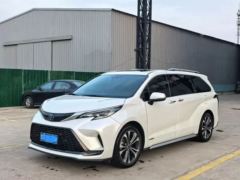 Toyota Granvia, 2023
