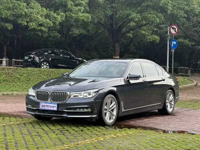 BMW 7 Series, 2019
