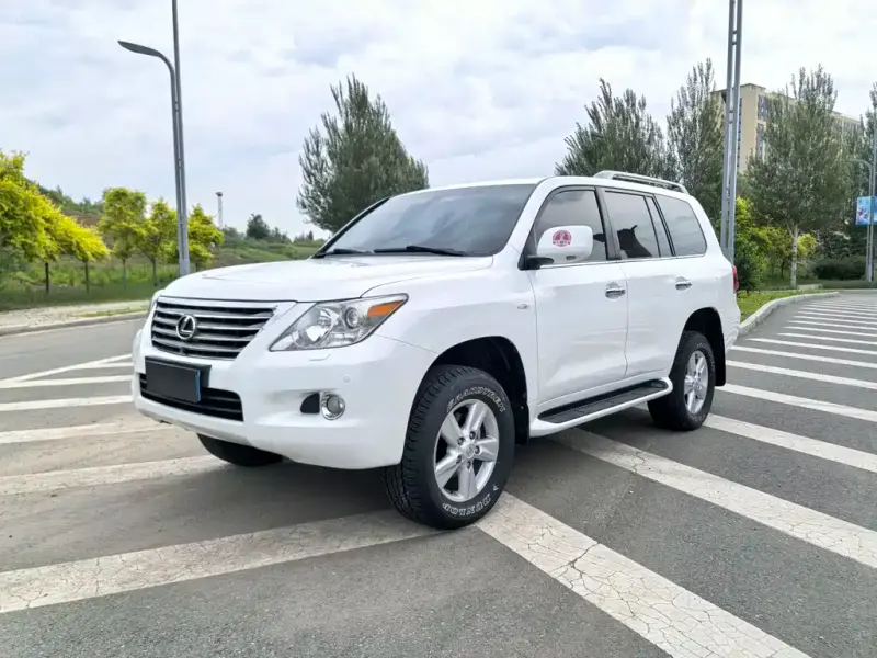 Lexus LX, 2009